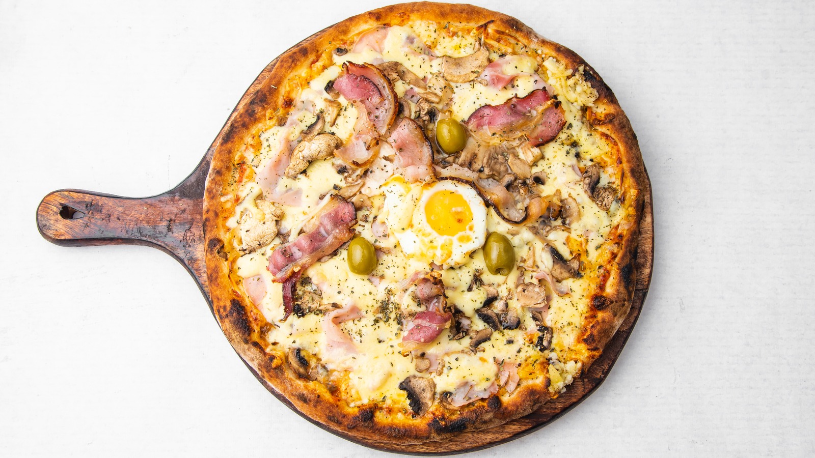 Pizza Gulašica